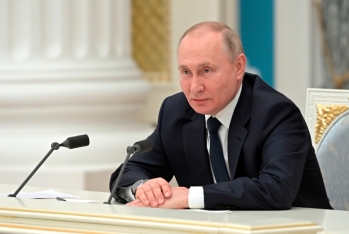 Putin sanksiyalara görə oliqarxlara izahat verdi: «Anlayışla qarşılayın, sizə dəstək verəcəyik»