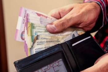 Azərbaycan əhalisinin gəlirləri 7 %-dən çox artıb