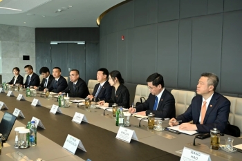 Azərbaycan Çin şirkətilə “Birgə Yaşıl Enerji Sənaye Parkı”nı müzakirə etdi | FED.az