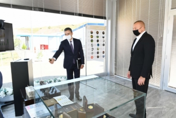 Prezident “Çovdar”  qızıl mədəninin fəaliyyəti ilə - Tanış Olub