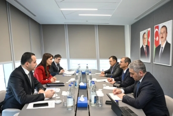 ADB ilə elektron ticarətin vergiyə cəlb edilməsinə dair layihə müzakirə edilib