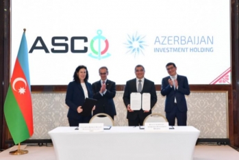 Azərbaycan İnvestisiya Holdinqi Avropa Bankı ilə sənəd imzalayıb