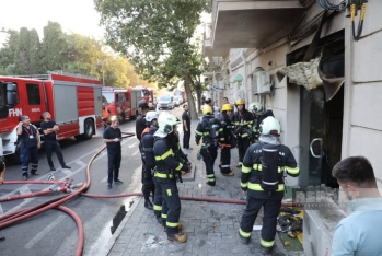 Bakıda mağazada başlayan yanğın - EVLƏRƏ KEÇİB