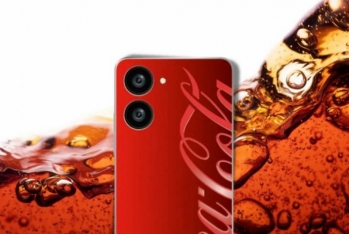 Coca-Cola-nın ilk smartfonu ColaPhone-nun fotosu - TƏQDİM EDİLİB