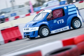 ВТБ (Азербайджан) стал генеральным спонсором Кубка Баку по автогонкам | FED.az