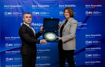 Банк Республика и IFC подписали крупное кредитное соглашение для поддержки предпринимательства | FED.az