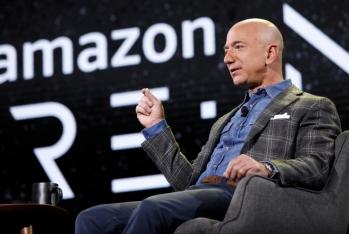 Bezos 7,2 milyard dollar dəyərində - Amazon Səhmlərini Satıb