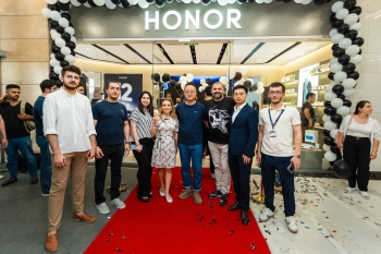 HONOR Azərbaycanda ilk rəsmi brend mağazasını açdı - [red]FOTOLAR[/red] | FED.az