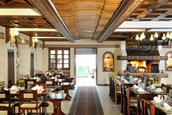Bakının məşhur restoranı da - FONDA PUL KÖÇÜRDÜ - MƏBLƏĞ