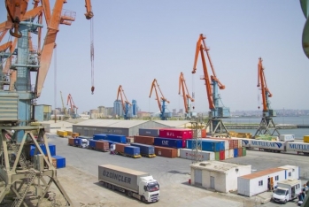 Bakı Limanında konteyner aşırılması - 32% ARTIB