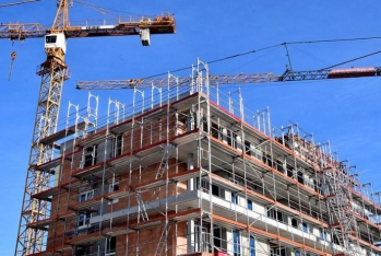 Tikinti sektoruna kreditlər artır - PORTFEL 1,5 MİLYARDI KEÇDI