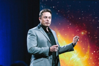 Mask "SpaceX"in səhmlərini amerikalı uşaqlara verəcəyini vəd edib