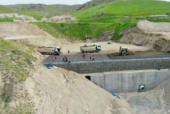 Xudafərin-Qubadlı-Laçın avtomobil yolunun tikintisi davam etdirilir - FOTO