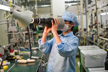"Nikon" Yaponiyada fotoaparat - İstehsalını Dayandırır