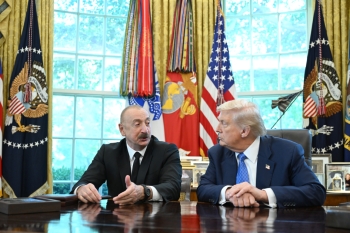 Donald Tramp "Ağ Evin açarını" İlham Əliyevə bağışladı - [red]FOTOLAR - VİDEO[/red] | FED.az