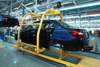 Azərbaycan avtomobil istehsalını - 22% Azaldıb