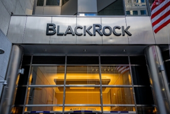 «BlackRock» və «Blackstone»da likvidlik qıtlığı – PUL ÇIXARMAĞA QADAĞA QOYDU