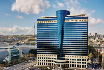 “Hilton Baku”dakı qiymətlər turistləri şoka saldı - FOTO