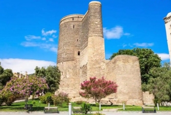 Индийское издание NewsBytes назвало 5 основных причин для посещения Азербайджана – ФОТО