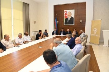 “Azərişıq” ASC-nin nümayəndələri Xızıda fermer və sahibkarlarla görüşüb | FED.az