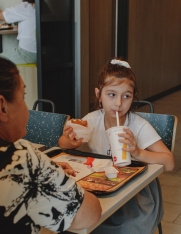 “McDonald’s Azərbaycan” və DSMF şəhid övladlarını məktəb ləvazimatları ilə təmin edib - [red]FOTOLAR[/red] | FED.az