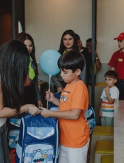 “McDonald’s Azərbaycan” və DSMF şəhid övladlarını məktəb ləvazimatları ilə təmin edib - [red]FOTOLAR[/red] | FED.az