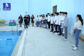Директор и учащиеся школы №317 посетили Бакинскую высшую школу нефти | FED.az