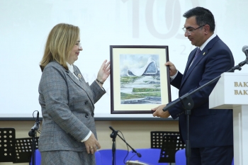 Bakı Ali Neft Məktəbində Mədəniyyət və İncəsənət Universitetinin 100 illik yubileyi qeyd olunub - FOTOLAR | FED.az