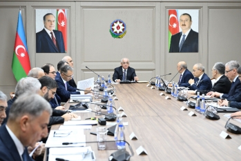 Xəzərdəki köhnə neft quyuları və estakadalar – LƏĞV EDİLƏCƏK – ƏLİ ƏSƏDOV İCLAS KEÇİRDİ