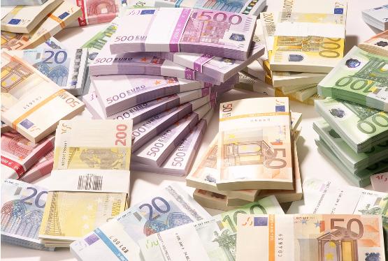 Кто создает деньги в еврозоне?