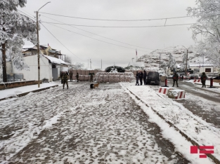 Təbii ehtiyatların qanunsuz istismarını araşdıran qrup Xocalıda Rusiya hərbçiləri ilə - MÜZAKİRƏ APARACAQ - FOTOLAR[b][red] - YENİLƏNİB[/red][/b] | FED.az