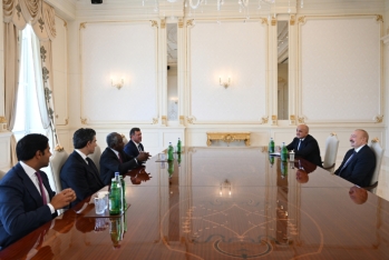 İlham Əliyev “Global Infrastructure Partners” şirkətinin rəhbərini qəbul edib