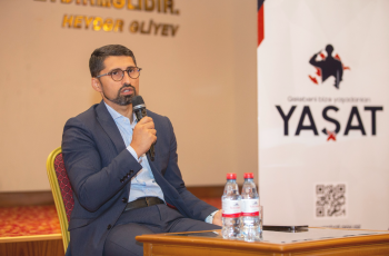 Rəhman Hacıyev “YAŞAT” düşərgəsinin iştirakçıları ilə görüşüb - FOTOLAR | FED.az