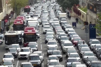 Bakıda bu yollar 2 gün bağlı olacaq - SİYAHI