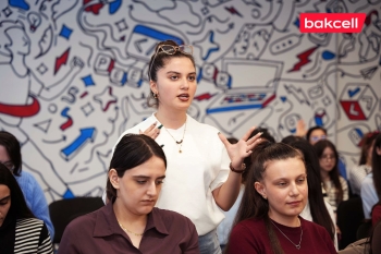 Bakcell gənc qızların İKT sahəsində təhsilinə dəstək verir | FED.az