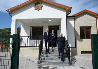 Prezident İlham Əliyev Laçının Bəylik kəndinin açılışında iştirak edib | FED.az