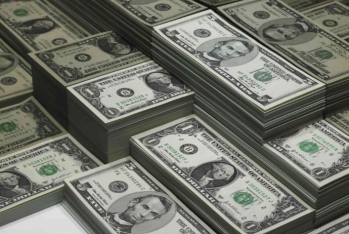 IMF: Bu il Azərbaycanın strateji valyuta ehtiyatları 90 milyard dolları ötəcək