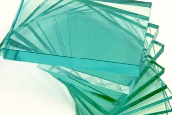 Azərbaycana idxal olunan armaturlar və şüşə listlər üçün müvəqqəti əlavə gömrük yığımı müəyyənləşib