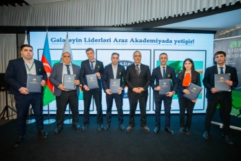 “Araz Akademiyası”nın “Mağaza idarəçiliyi” proqramının növbəti məzunlarına diplomlar - [red]TƏQDİM OLUNUB[/red] | FED.az