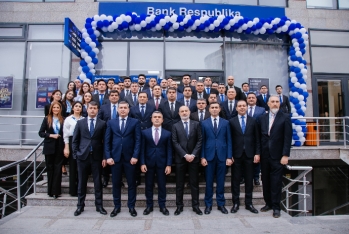 Банк Республика открыл обновленный филиал «Мемар Аджами» по новому адресу