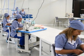 Laçında fəaliyyətə başlayan “LATİFA” tikiş fabrikində işçilərin sayı artırılacaq