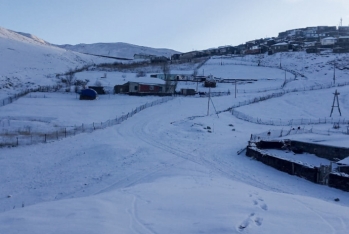 Xınalığa yarım metrdən çox qar yağıb - FAKTİKİ HAVA