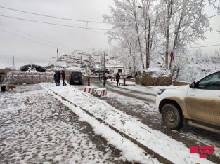 Təbii ehtiyatların qanunsuz istismarını araşdıran qrup Xocalıda Rusiya hərbçiləri ilə - MÜZAKİRƏ APARACAQ - FOTOLAR[b][red] - YENİLƏNİB[/red][/b] | FED.az