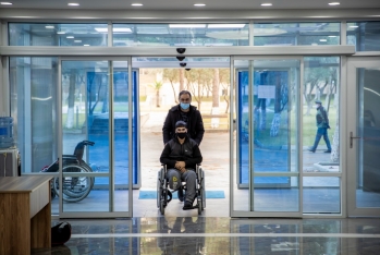 Vətən müharibəsində yaralanmış Seyidəkbər Xalıqov da yüksək texnologiyalı protezlə təmin edilir