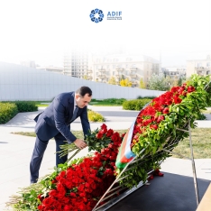 Əmanətlərin Sığortalanması Fondunun kollektivi Anım Günü ilə əlaqədar Zəfər Parkını ziyarət edib | FED.az