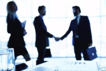 "Sophie Couture" işçi axtarır - MAAŞ 1200-1500 MANAT - VAKANSİYA