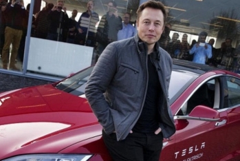 Tesla şirkətinin səhmləri Trampın Mask haqqında dediyi sözlərdən sonra bahalaşıb