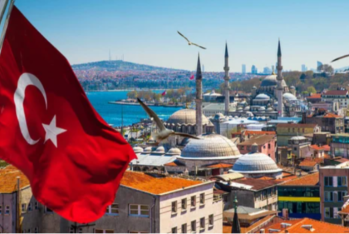 Türkiyənin turizm gəlirləri 65,6 milyard dollara çatıb