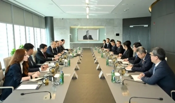 Azərbaycan Çin şirkətilə “Birgə Yaşıl Enerji Sənaye Parkı”nı müzakirə etdi | FED.az