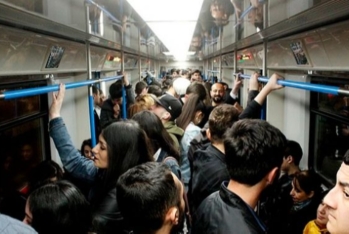Metronun sərnişinlərinin sayı 400 min nəfər azalıb